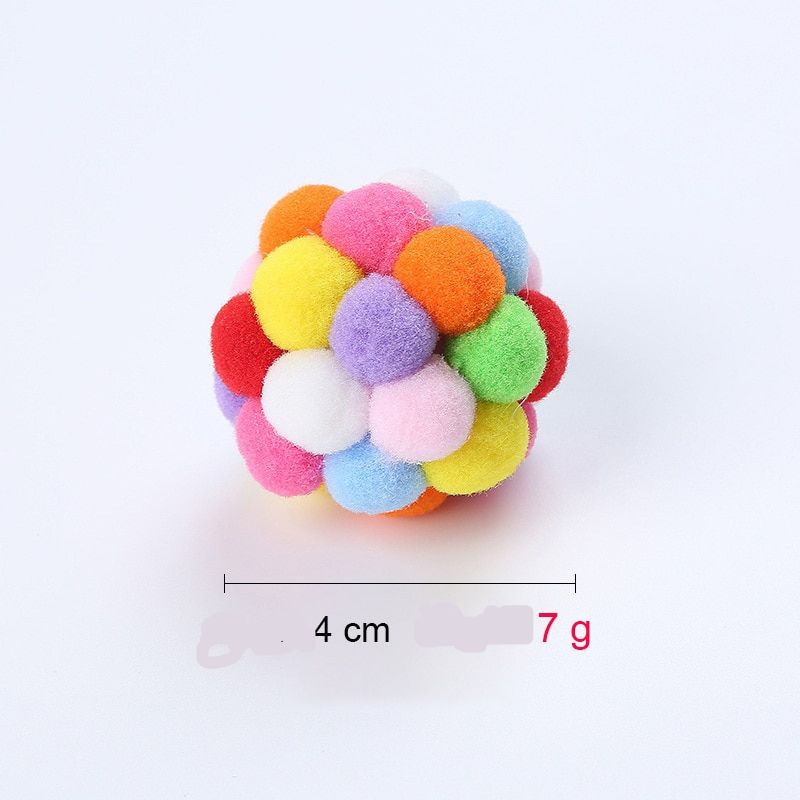 Bola de pelúcia interativa para gatos